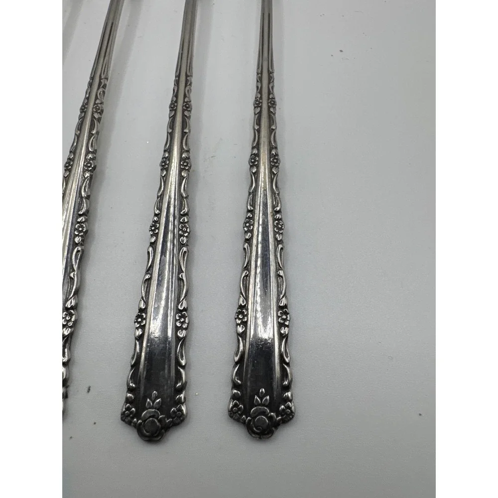 Oneida Cherie Deluxe Stainless 7 Cocktail Forks 1 Master Butter Knife 8pc Set
